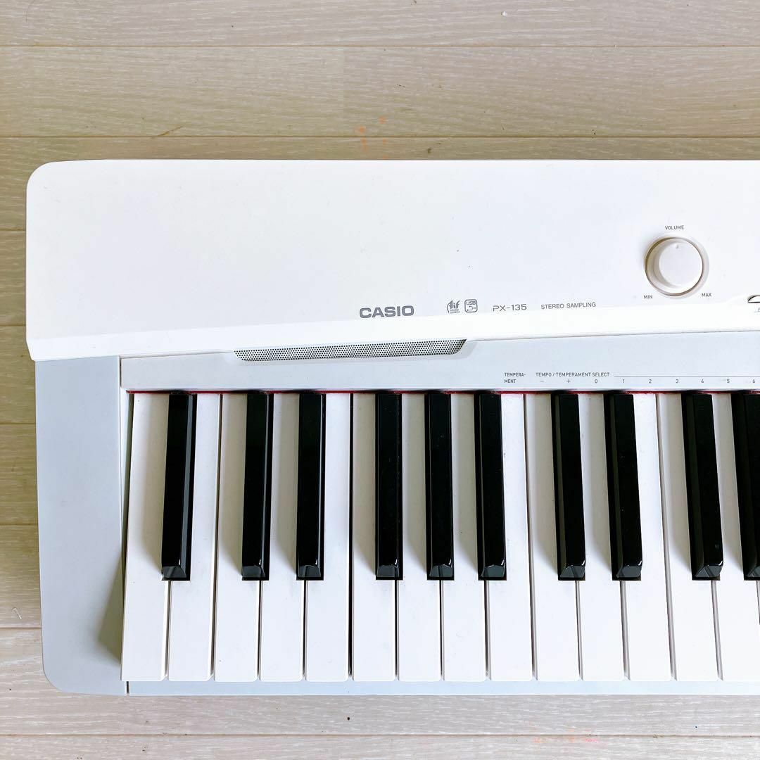 CASIO(カシオ)のCASIO Privia PX-135WE 88鍵盤 電子ピアノ キーボード 白 楽器の鍵盤楽器(キーボード/シンセサイザー)の商品写真