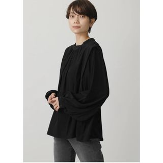 アズールバイマウジー(AZUL by moussy)のAZULアズール マウジー インナーブラウスブラックトップス(シャツ/ブラウス(長袖/七分))