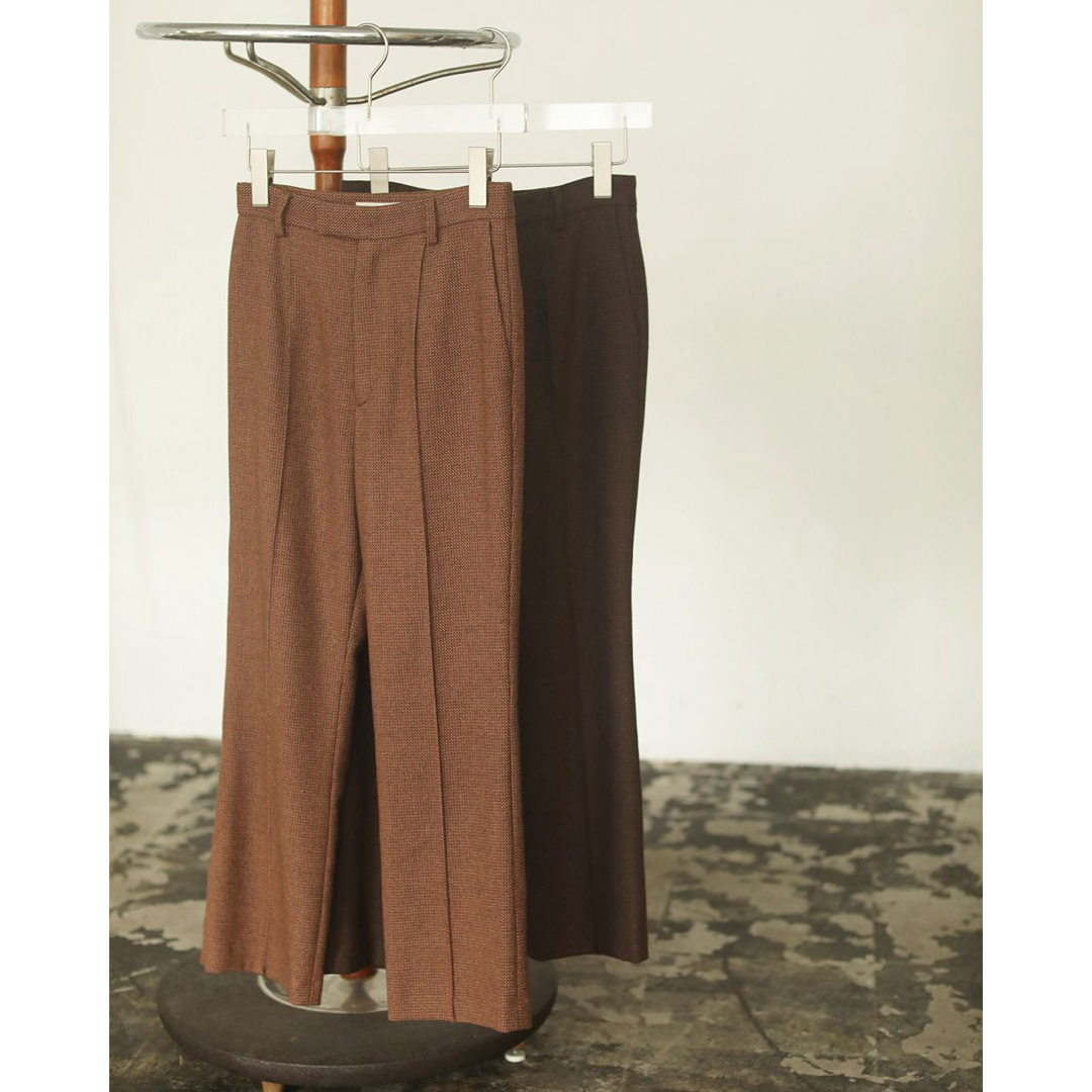 TODAYFUL(トゥデイフル)のTODAYFUL Tweed Cropped Pants レディースのパンツ(クロップドパンツ)の商品写真