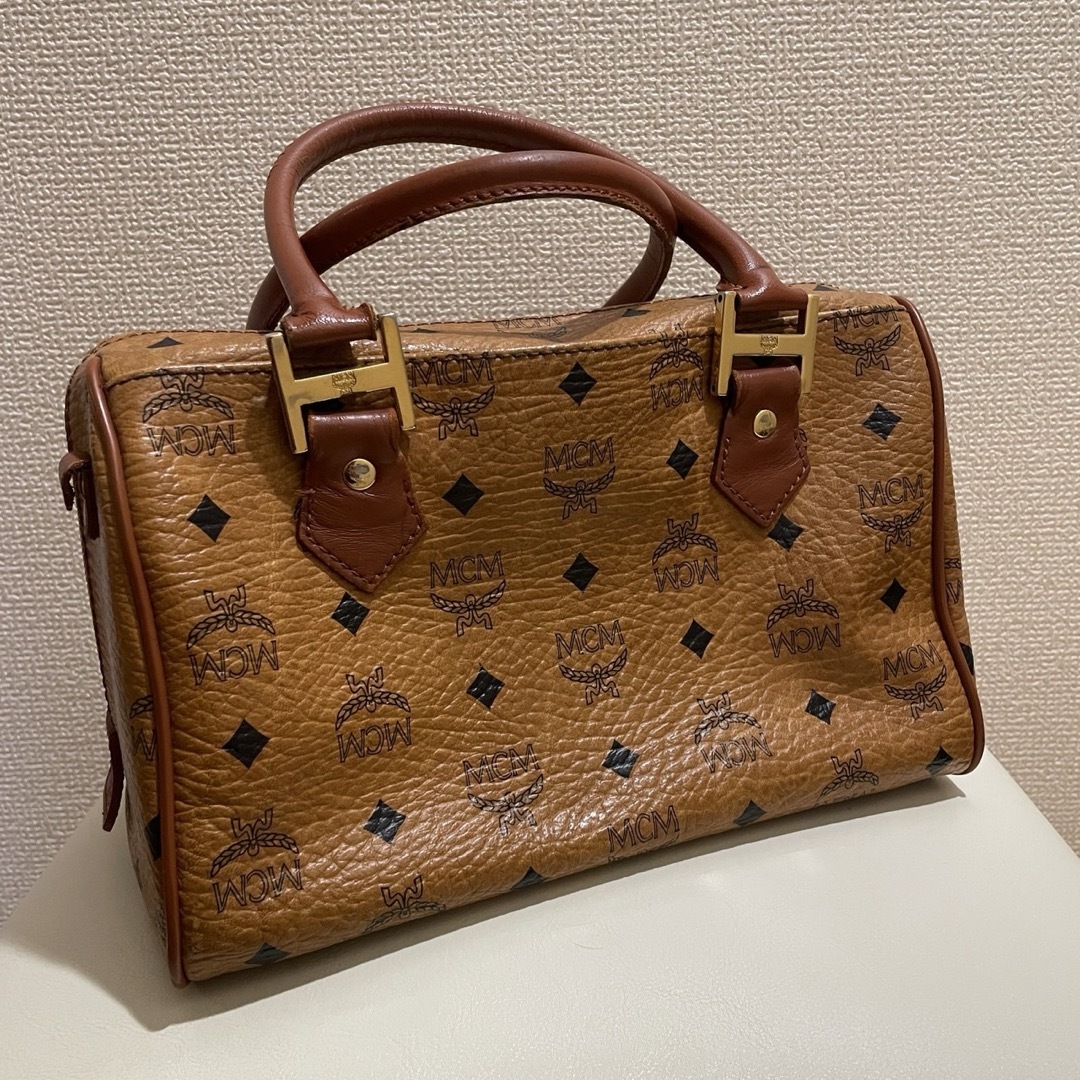 MCM(エムシーエム)のMCM ミニボストンバッグ レディースのバッグ(ボストンバッグ)の商品写真