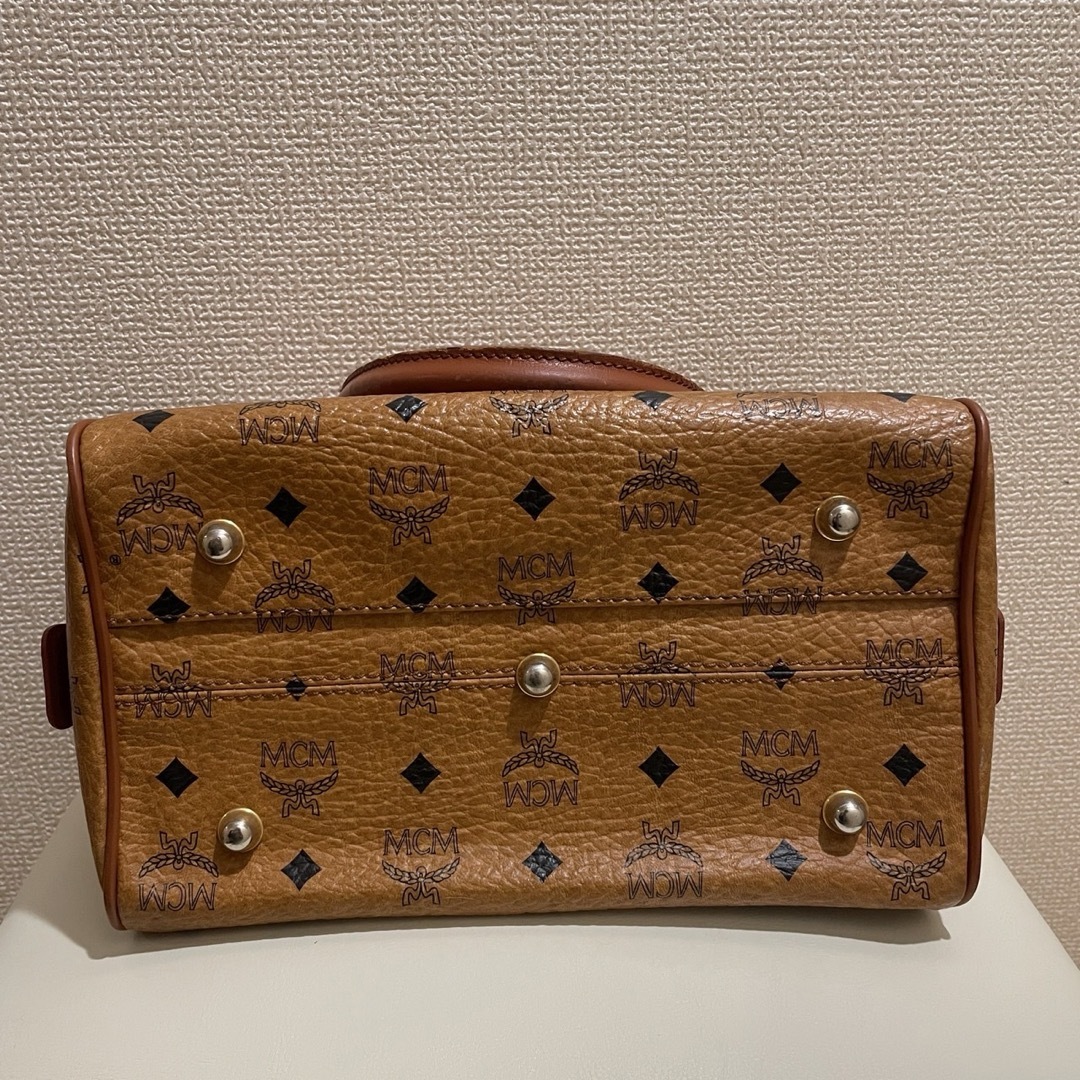 MCM(エムシーエム)のMCM ミニボストンバッグ レディースのバッグ(ボストンバッグ)の商品写真