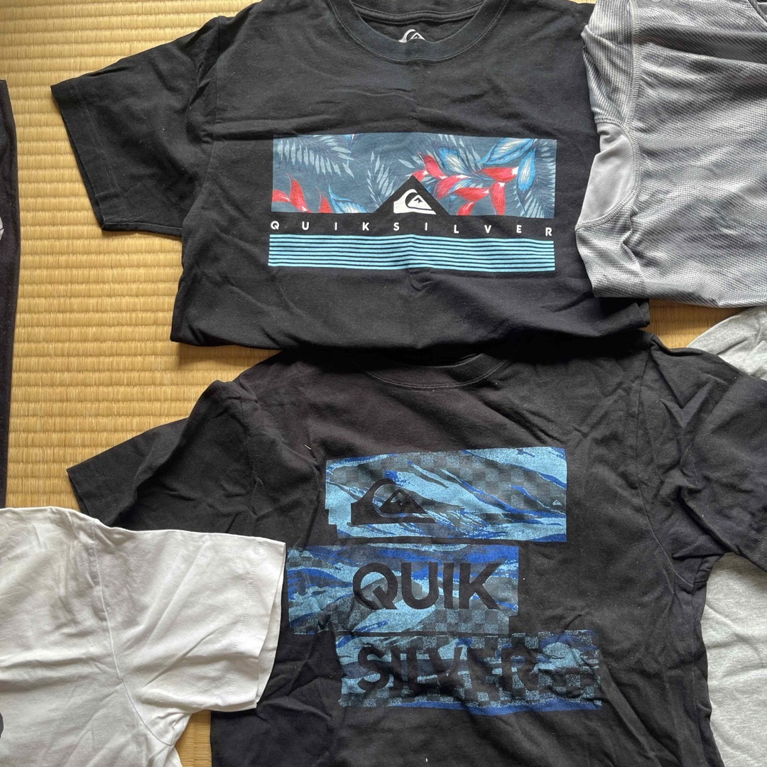 QUIKSILVER(クイックシルバー)のT-shirt Tシャツ 1つ300円 メンズのトップス(Tシャツ/カットソー(半袖/袖なし))の商品写真