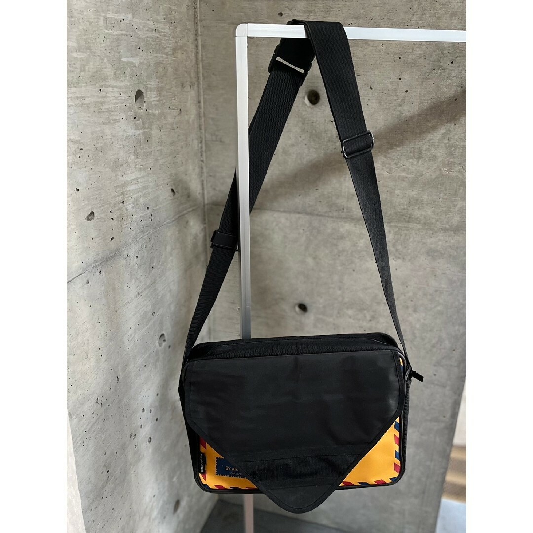 25 TOGO MESSENGER BAG メンズのバッグ(メッセンジャーバッグ)の商品写真