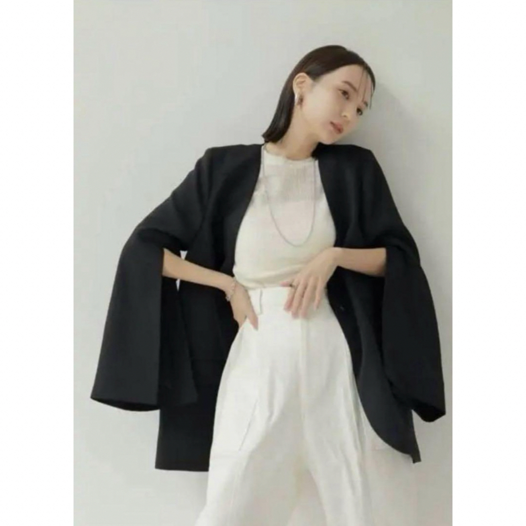 TODAYFUL(トゥデイフル)のlouren slit sleeve no collar jacket ローレン レディースのジャケット/アウター(ノーカラージャケット)の商品写真