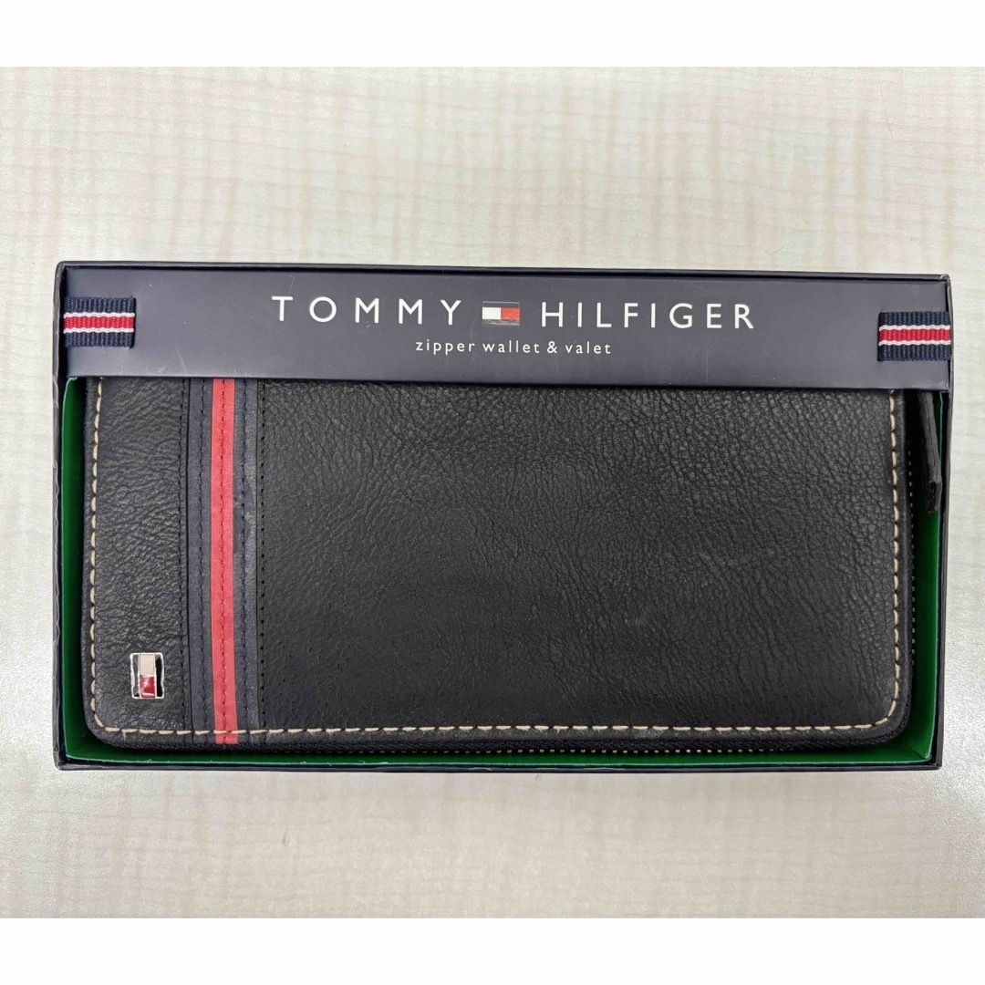 TOMMY HILFIGER(トミーヒルフィガー)の【新品未使用】TOMMY HILFIGERラウンドファスナー長財布 BK 箱入 メンズのファッション小物(長財布)の商品写真