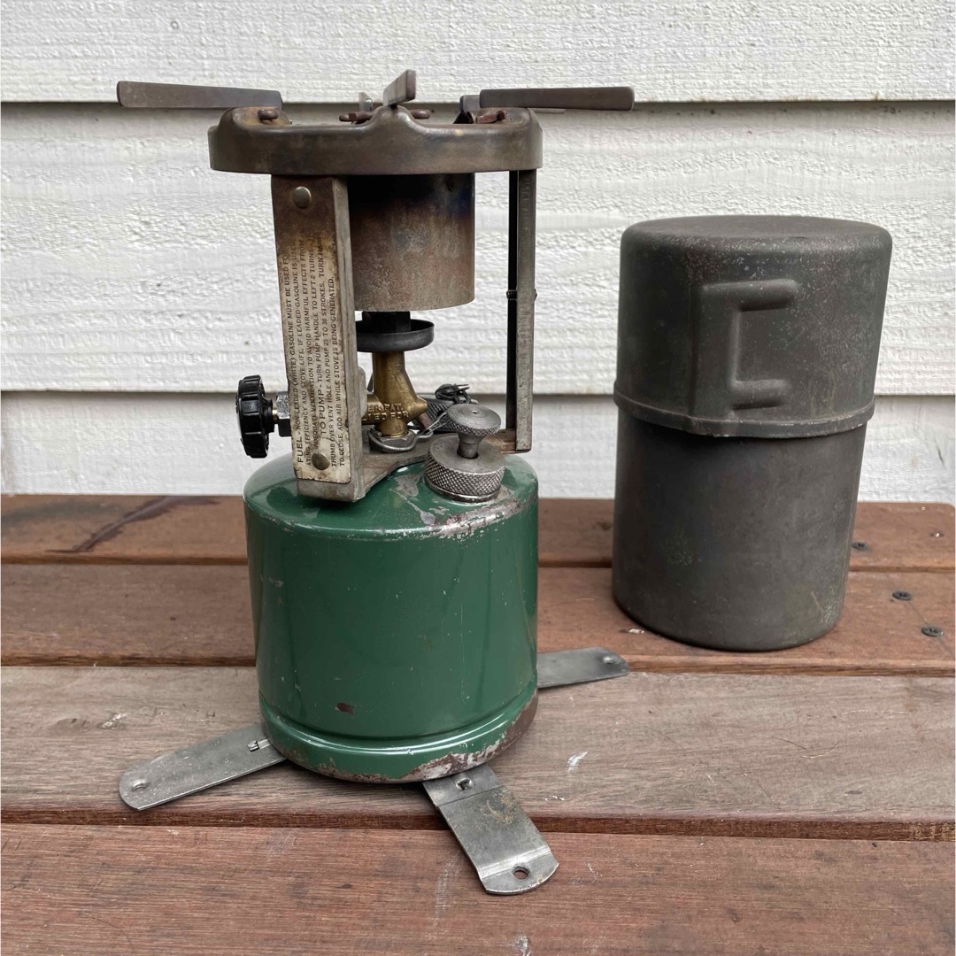 Coleman(コールマン)の希少4本足！1942's COLEMAN520 GI POCKET STOVE スポーツ/アウトドアのアウトドア(ストーブ/コンロ)の商品写真