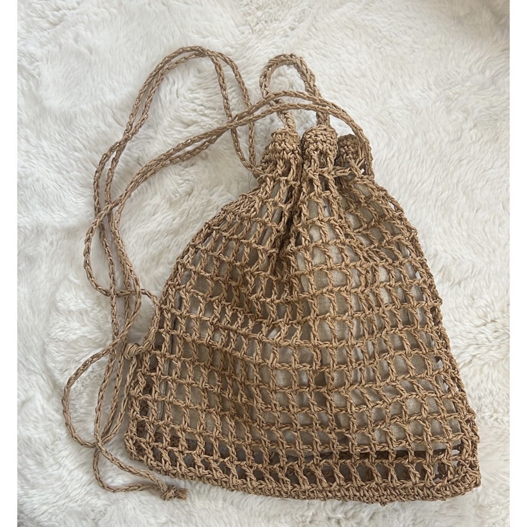透かし編み巾着ショルダーバッグ レディースのバッグ(ショルダーバッグ)の商品写真