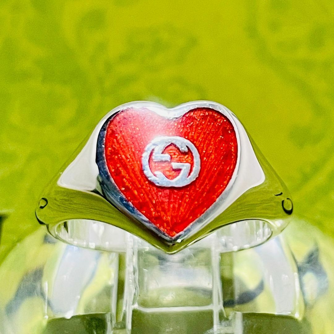 Gucci(グッチ)のグッチ インターロッキング ハート エナメル リング シルバー レッド ★873 レディースのアクセサリー(リング(指輪))の商品写真
