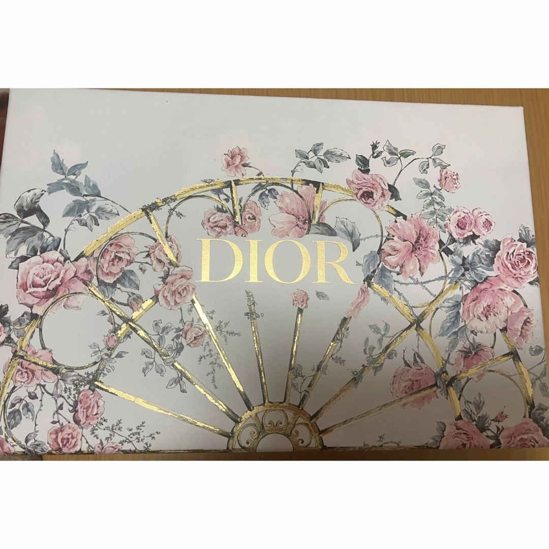 Christian Dior(クリスチャンディオール)のディオール　ギフトボックス インテリア/住まい/日用品の文房具(その他)の商品写真