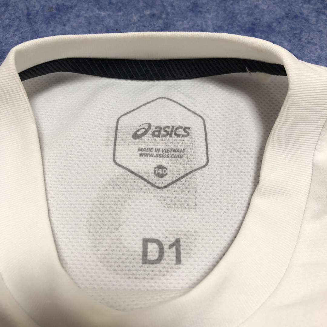 asics(アシックス)のアシックス　長袖　バスケット ミニバス Ｔシャツ　ロンT 140 ユニセックス スポーツ/アウトドアのスポーツ/アウトドア その他(バスケットボール)の商品写真