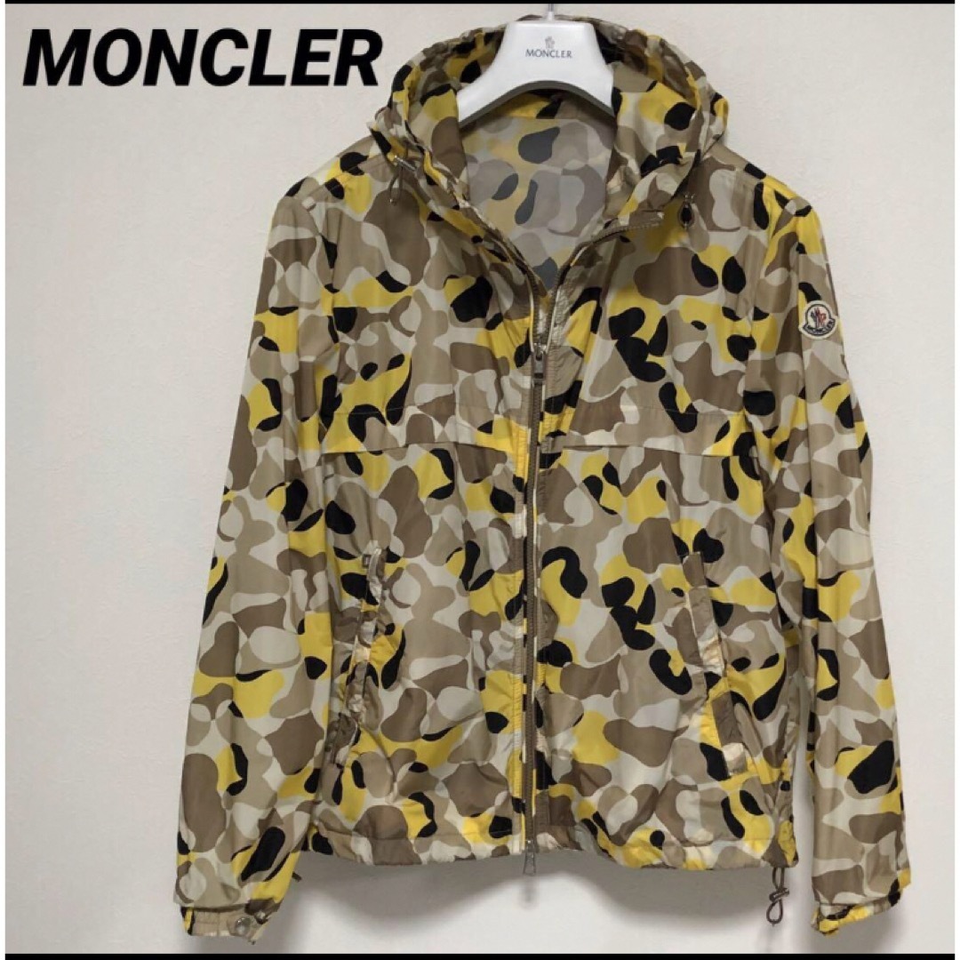 MONCLER(モンクレール)のモンクレール　MONCLER  ナイロンパーカー  カモフラ柄　国内正規品 メンズのジャケット/アウター(ナイロンジャケット)の商品写真