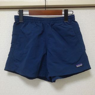 パタゴニア(patagonia)のパタゴニア　バギーズショーツ　レディース　ネイビー Sサイズ(ショートパンツ)