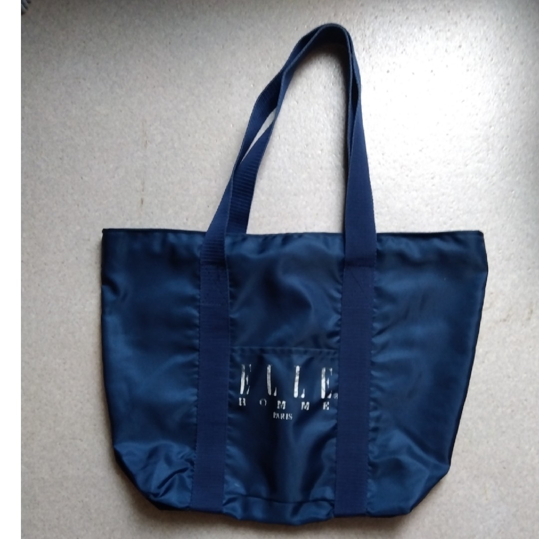 ELLE(エル)の★ELLE トートバッグ　紺色 レディースのバッグ(トートバッグ)の商品写真