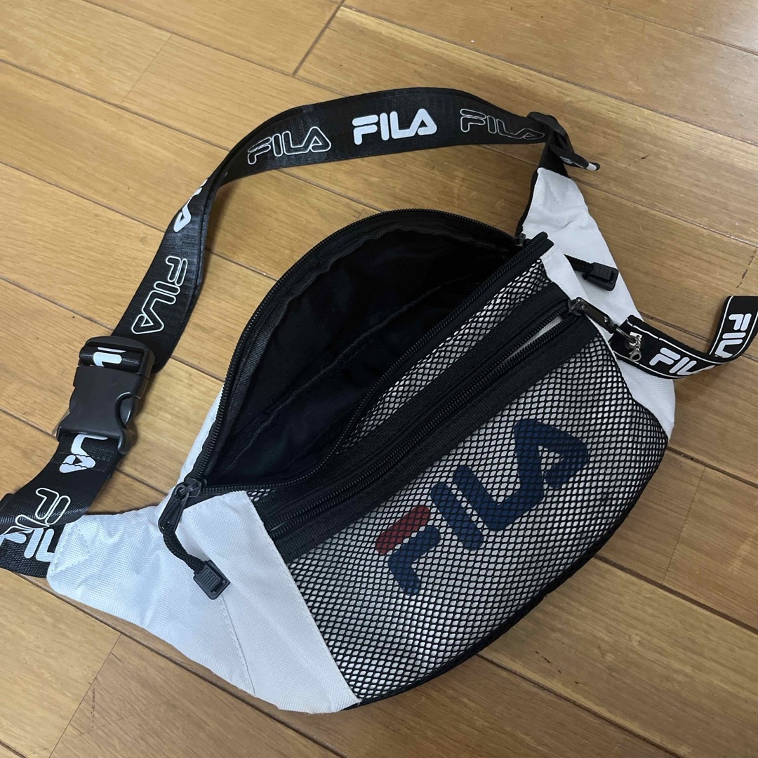 FILA(フィラ)のフィラ  パーカーとバッグ  2点セット レディースのレディース その他(セット/コーデ)の商品写真