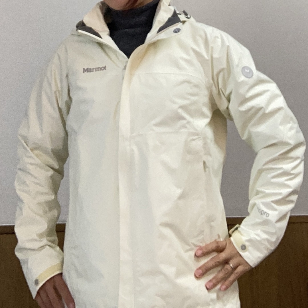 MARMOT(マーモット)のMarmot  ウィンドブレーカー　 防水防寒ナノプロ　一回使用のみ  レディースのジャケット/アウター(ナイロンジャケット)の商品写真