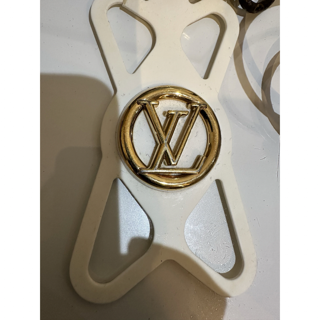 LOUIS VUITTON ルイヴィトン　フォンホルダー ルイーズ