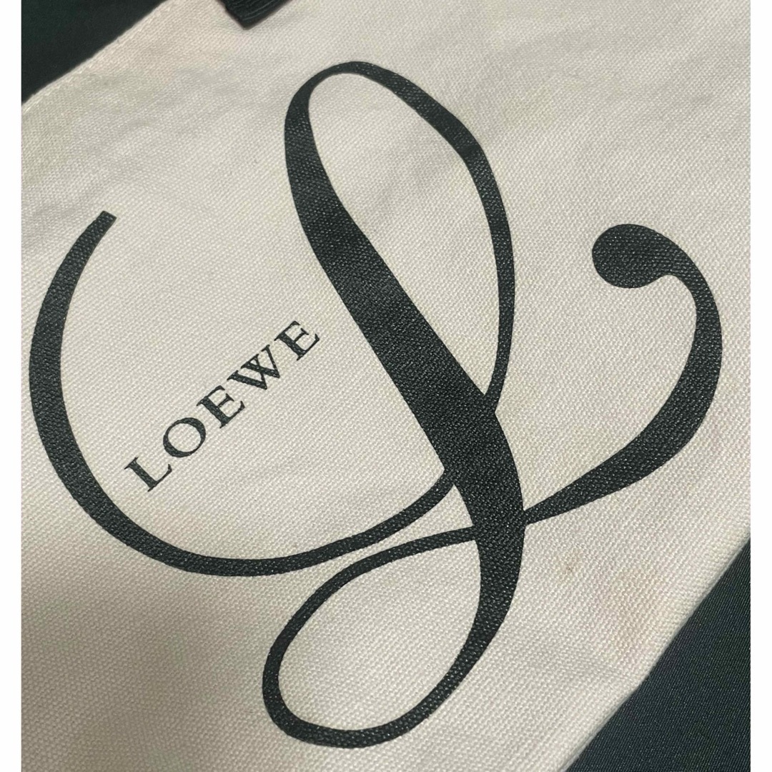 LOEWE(ロエベ)のLOEWE ロエベ ノベルティ ハンドバッグ　ピンク レディースのバッグ(ハンドバッグ)の商品写真