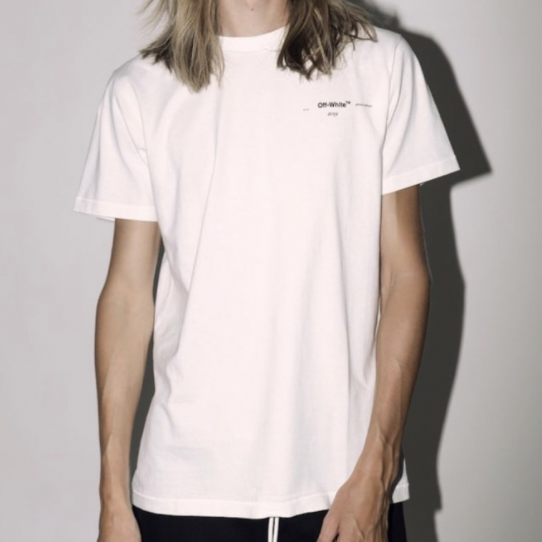 OFF-WHITE(オフホワイト)のOFF WHITE LVR限定 Tシャツ　ホワイト メンズのトップス(Tシャツ/カットソー(半袖/袖なし))の商品写真