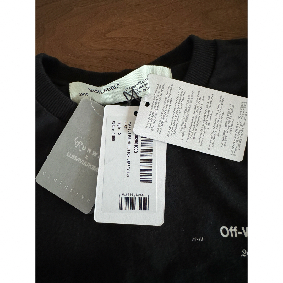 OFF-WHITE(オフホワイト)のOFF WHITE LVR限定 Tシャツ　ブラック メンズのトップス(Tシャツ/カットソー(半袖/袖なし))の商品写真