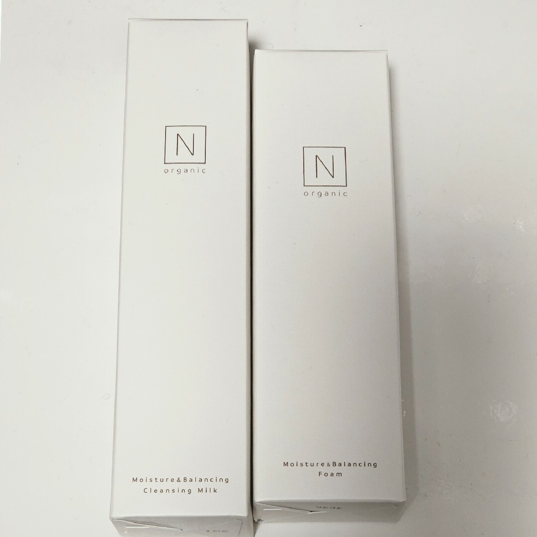 N organic(エヌオーガニック)のNオーガニックモイスチュア&バランシング 洗顔セット コスメ/美容のスキンケア/基礎化粧品(洗顔料)の商品写真