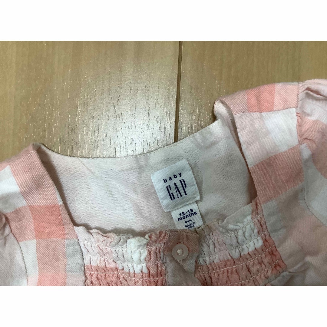 babyGAP(ベビーギャップ)のラポシェビスキュイ　 BABY GAP2枚セット（80cm） キッズ/ベビー/マタニティのベビー服(~85cm)(シャツ/カットソー)の商品写真