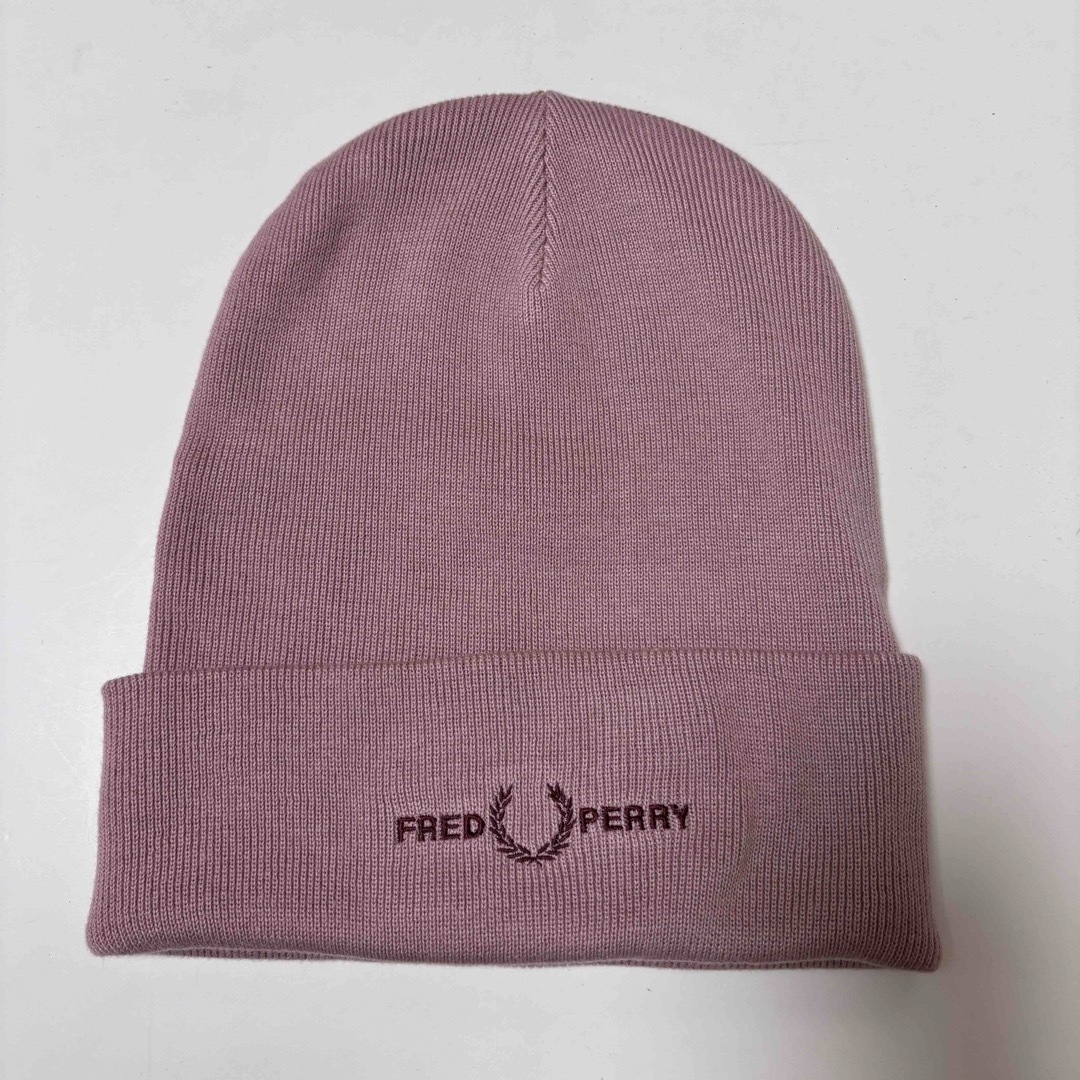 FRED PERRY(フレッドペリー)のフレッドペリー  ニット帽　ビーニー　キャップ　帽子 ユニセックス メンズの帽子(ニット帽/ビーニー)の商品写真