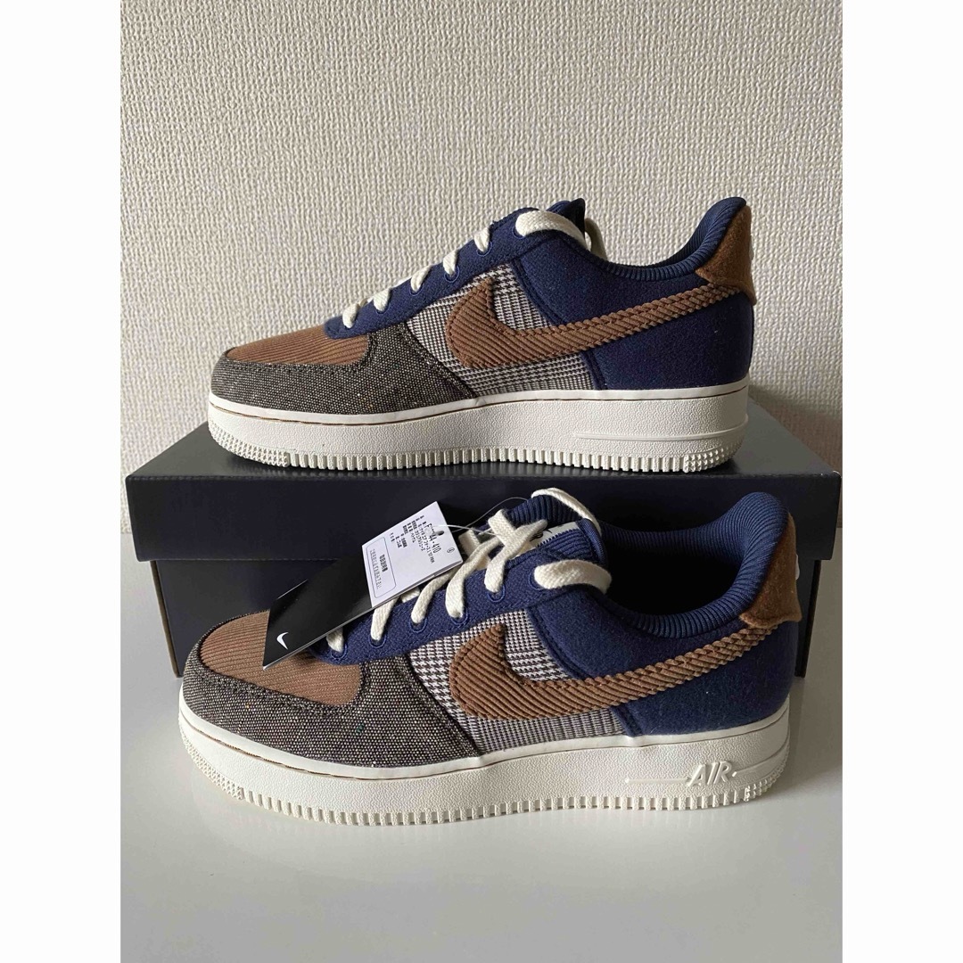 NIKE(ナイキ)のナイキ エアフォース1 ロー '07 PRM ミッドナイトネイビー　24.5cm メンズの靴/シューズ(スニーカー)の商品写真