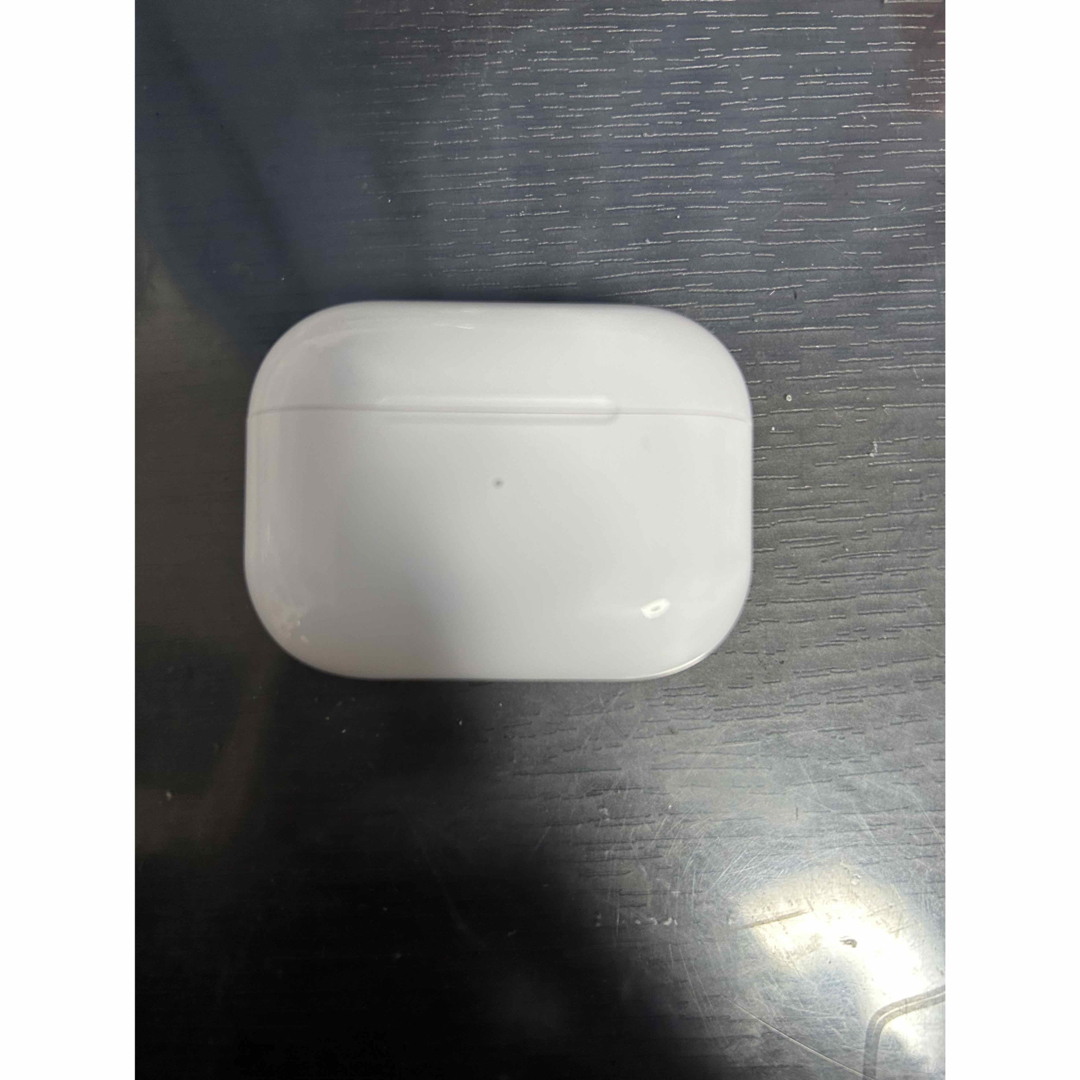 Apple(アップル)のAirPods Pro 第2世代 正規品 スマホ/家電/カメラのオーディオ機器(ヘッドフォン/イヤフォン)の商品写真