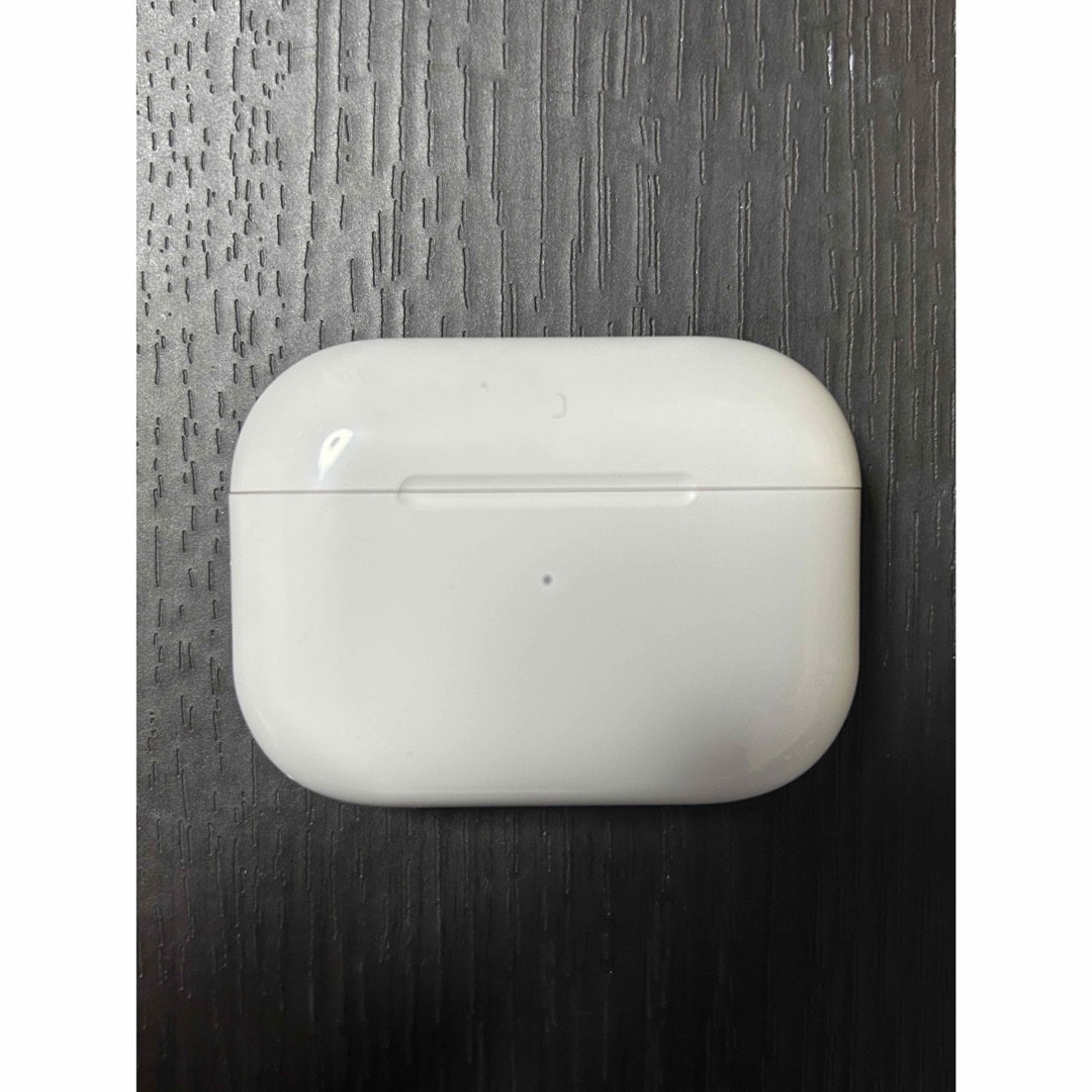 Apple(アップル)のAirPods Pro 第1世代 正規品 スマホ/家電/カメラのオーディオ機器(ヘッドフォン/イヤフォン)の商品写真