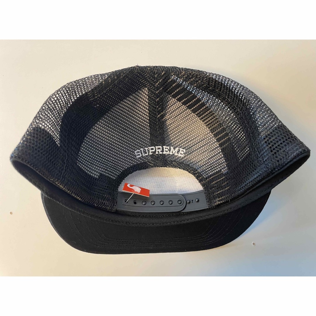 Supreme(シュプリーム)のsupreme Black Cat Mesh Back 5-Panel 黒 メンズの帽子(キャップ)の商品写真