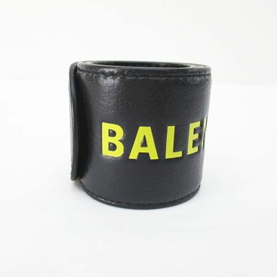 Balenciaga(バレンシアガ)のバレンシアガ レザー パッチンブレス バンド ブレスレット ブラック 黒 ロゴ レディースのアクセサリー(ブレスレット/バングル)の商品写真