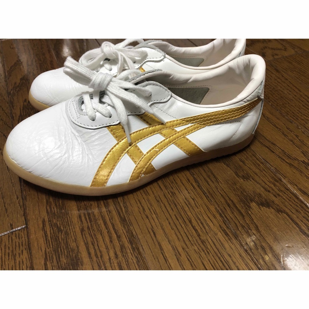 asics(アシックス)のryu3様　専用　　　アシックスtow012 太極拳シューズ　未使用 レディースの靴/シューズ(スニーカー)の商品写真