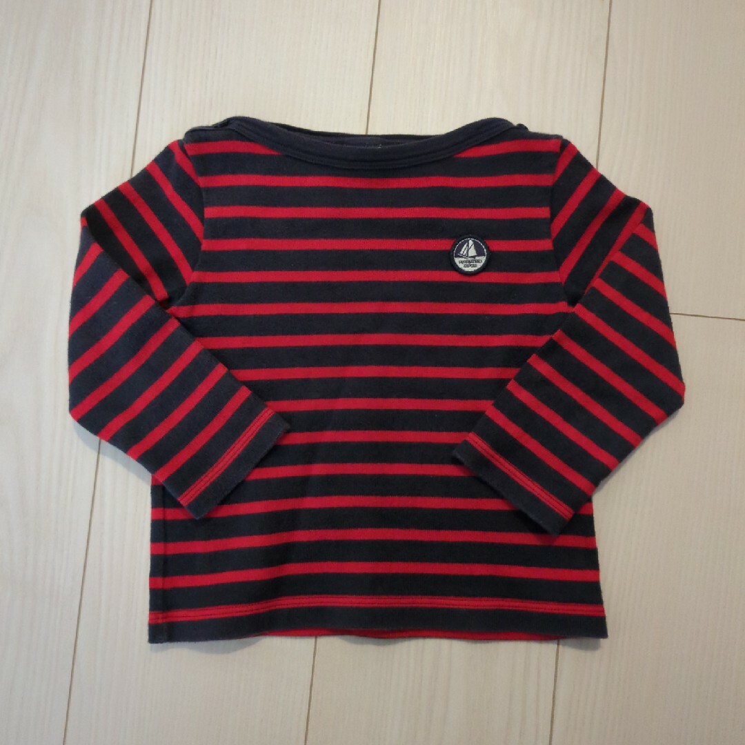 PETIT BATEAU(プチバトー)のプチバトー　ボーダーカットソー　24m　86cm キッズ/ベビー/マタニティのベビー服(~85cm)(シャツ/カットソー)の商品写真