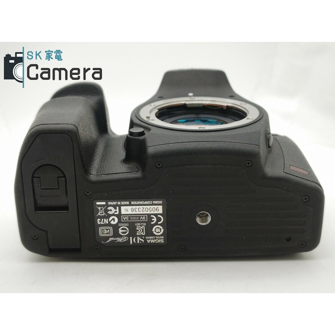 SIGMA(シグマ)のSIGMA SD1 Merrill シグマ 箱 説明書 電池 充電器 付 美品 スマホ/家電/カメラのカメラ(デジタル一眼)の商品写真