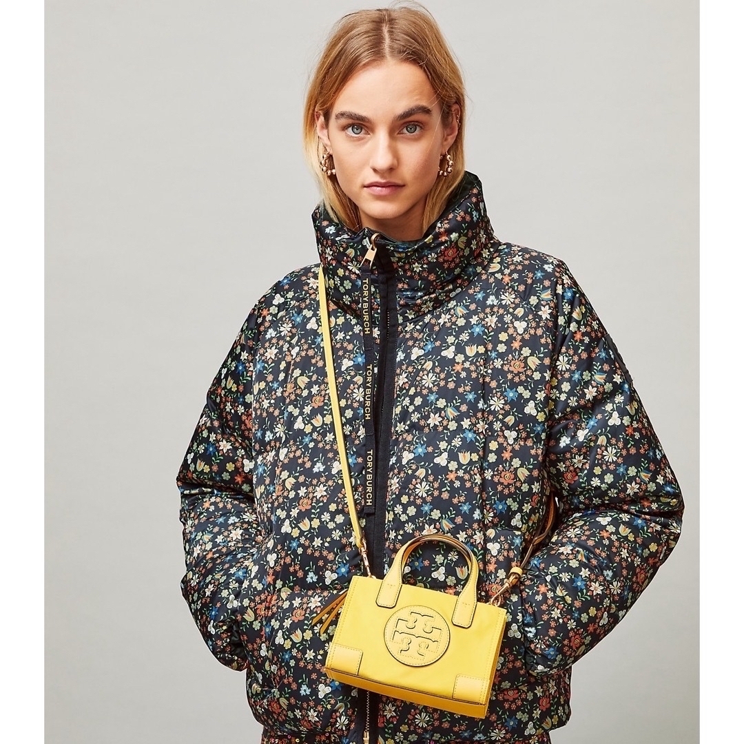 Tory Burch(トリーバーチ)のトリーバーチTory Burch ロゴミニトートバック イエロー レディースのバッグ(ショルダーバッグ)の商品写真