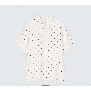 ユニクロ(UNIQLO)のユニクロ　レーヨンプリントブラウス（ドット・半袖）　ホワイト(シャツ/ブラウス(半袖/袖なし))