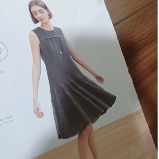 フォクシー(FOXEY)の即完売　FOXEYワンピース　Dress Colete(ひざ丈ワンピース)