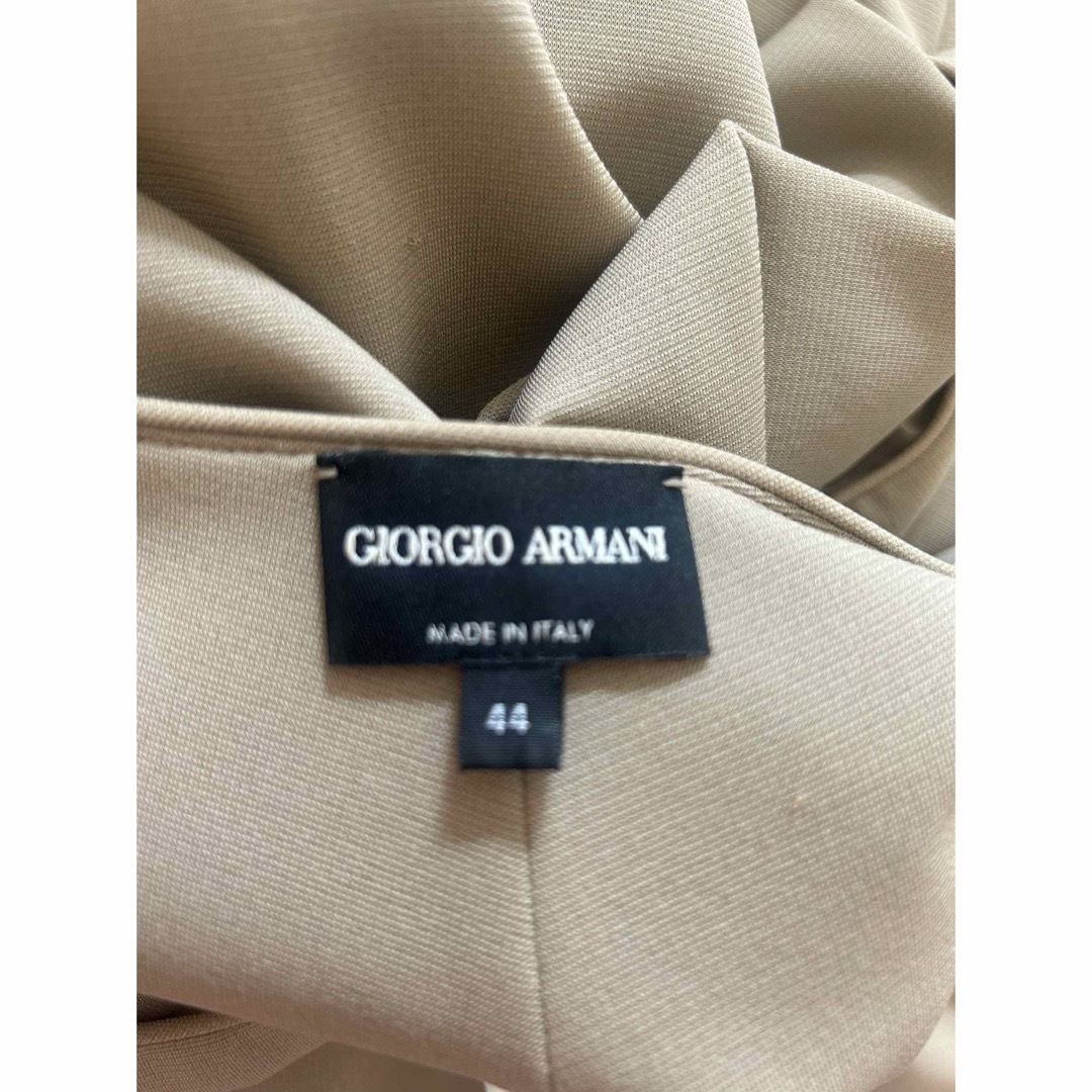 Giorgio Armani(ジョルジオアルマーニ)の何あり　ジョルジュオアルマーニ　ブラックレーベル　ワンピース レディースのワンピース(ひざ丈ワンピース)の商品写真