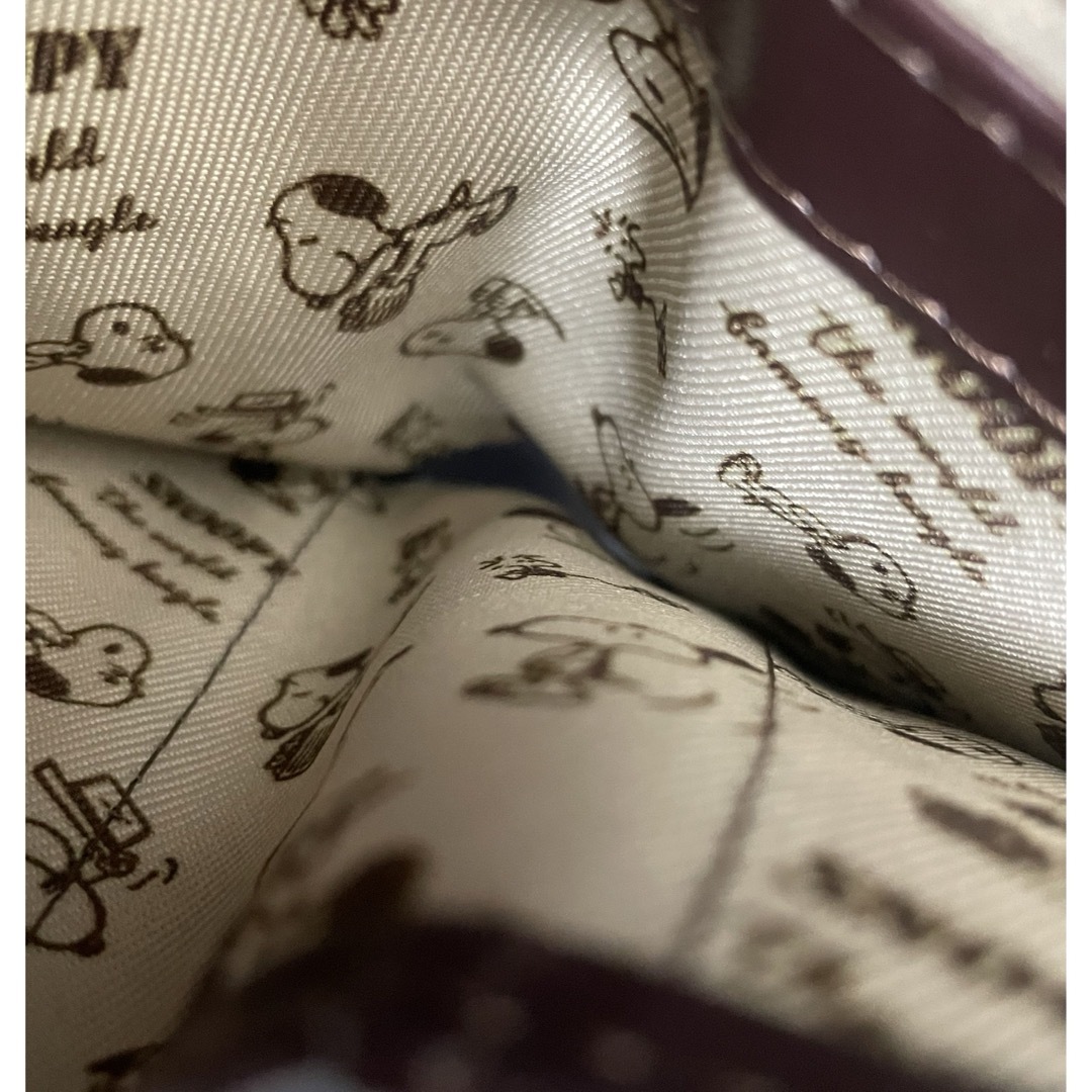 SNOOPY(スヌーピー)の新品未使用品　SNOOPY スヌーピー　コンパクトウォレット　財布 レディースのファッション小物(財布)の商品写真