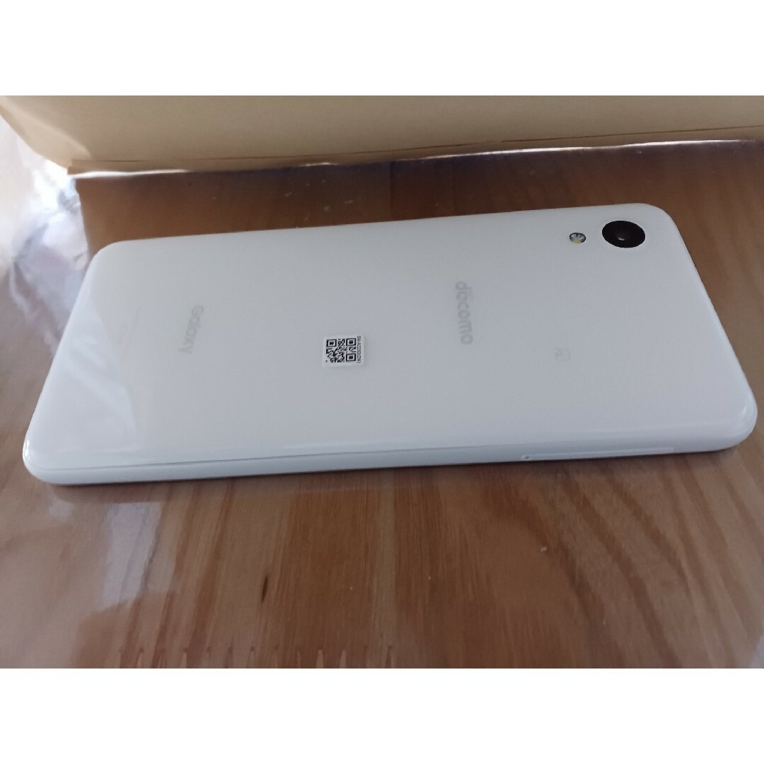 Galaxy A22 5G ホワイト 64 GB docomo Galaxy A22 5G ホワイト 64 GB docomo