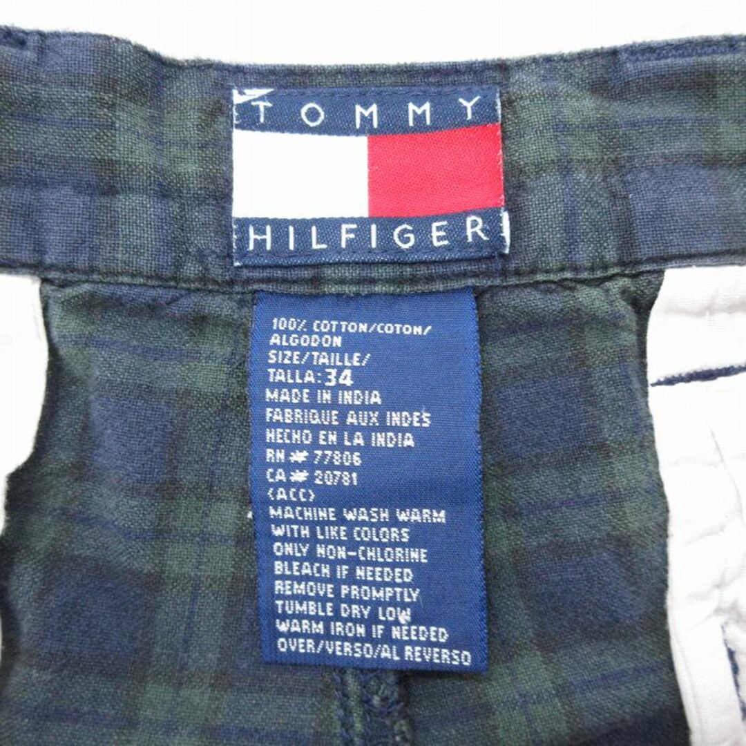 TOMMY HILFIGER(トミーヒルフィガー)のW36★古着 トミーヒルフィガー TOMMY HILFIGER ブランド ショート パンツ ショーツ メンズ 90年代 90s ワンポイントロゴ コットン 紺他 ネイビー タータン チェック 24mar14 中古 ボトムス 短パン ショーパン ハーフ メンズのパンツ(ワークパンツ/カーゴパンツ)の商品写真