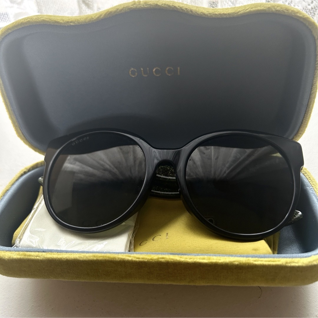 Gucci(グッチ)のGUCCI グッチ　サングラス　シェリーライン　Gロゴ レディースのファッション小物(サングラス/メガネ)の商品写真