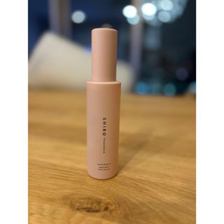 shiro - SHIRO ホリデー限定 2023 ヘアバーム 新品未使用 シロの通販 shiro - SHIRO ホリデー限定 2023 ヘアバーム 新品未使用 シロの通販