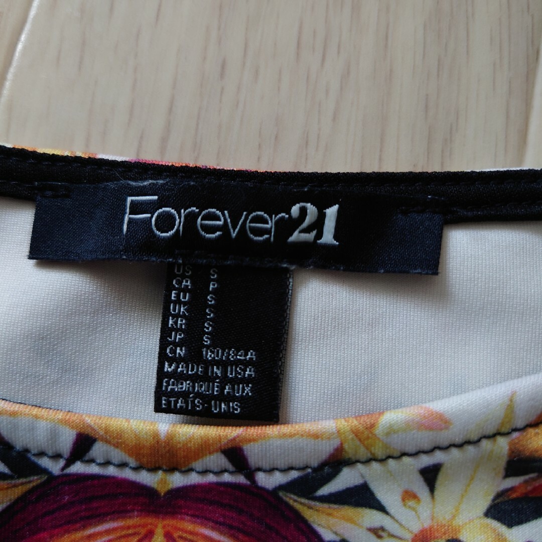 FOREVER 21(フォーエバートゥエンティーワン)のForever21☆ｱｼﾞｱﾝﾋﾞｭｰﾃｨ系　タイトミニワンピース　ドレス レディースのワンピース(ミニワンピース)の商品写真