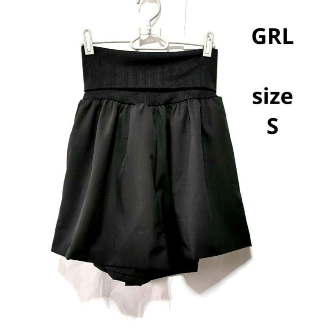 GRL(グレイル)のGRL　グレイル　ハーフパンツ　キュロットスカート　ショートパンツ　黒パンツ レディースのパンツ(ショートパンツ)の商品写真