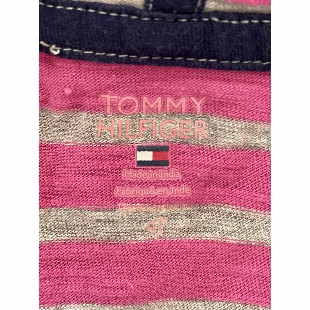 TOMMY HILFIGER(トミーヒルフィガー)のTOMMY  HILFIGER トミーヒルフィガー　パーカー　女の子　110 キッズ/ベビー/マタニティのキッズ服女の子用(90cm~)(Tシャツ/カットソー)の商品写真