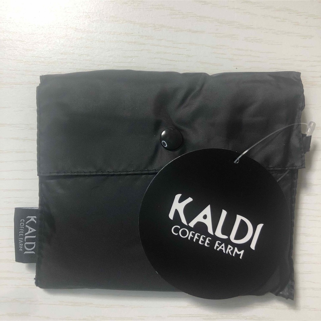 KALDI(カルディ)のカルディ エコバッグ　ブラック　折りたたみ　新品　カルディ　バッグ　黒 レディースのバッグ(エコバッグ)の商品写真