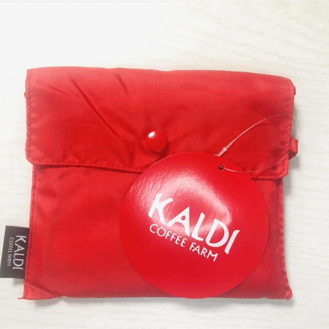 KALDI(カルディ)のカルディ エコバッグ　レッド　折りタタミ　新品　カルディ　バッグ レディースのバッグ(エコバッグ)の商品写真