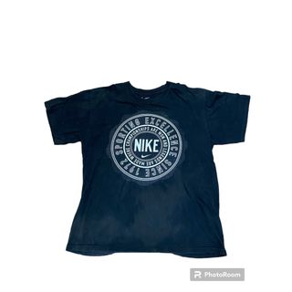 ナイキ(NIKE)の古着★NIKE ナイキ スウォッシュ袖ロゴ 黒 カレッジロゴ (Tシャツ/カットソー(半袖/袖なし))