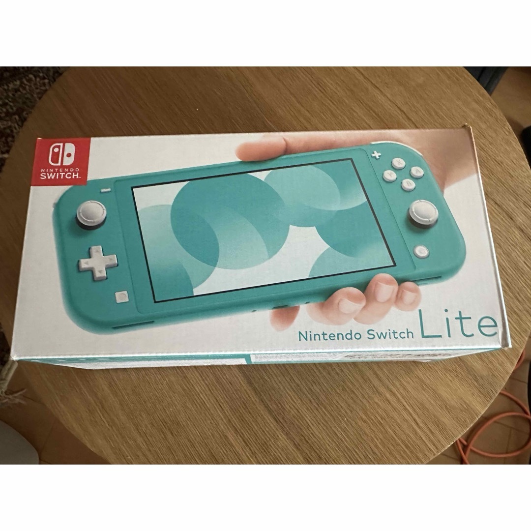 Nintendo Switch(ニンテンドースイッチ)の任天堂　Switch LITE エンタメ/ホビーのゲームソフト/ゲーム機本体(携帯用ゲーム機本体)の商品写真